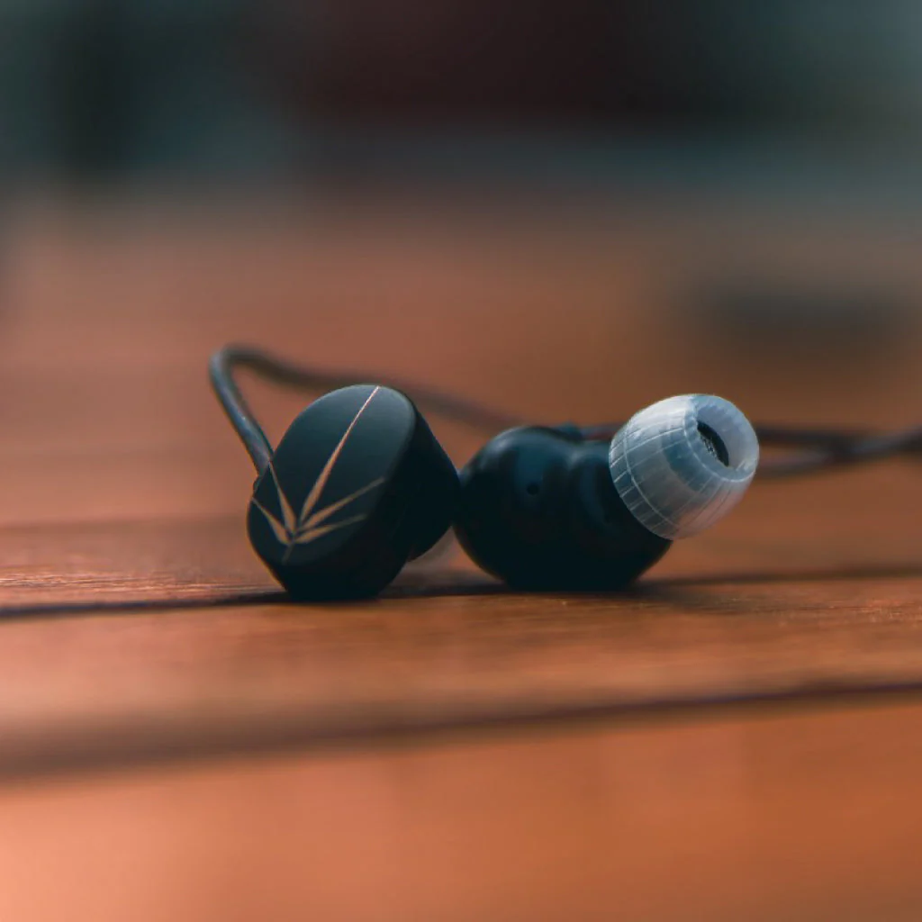 MOONDROP - Chu Wired IEM (Demo Unit) - Image 3