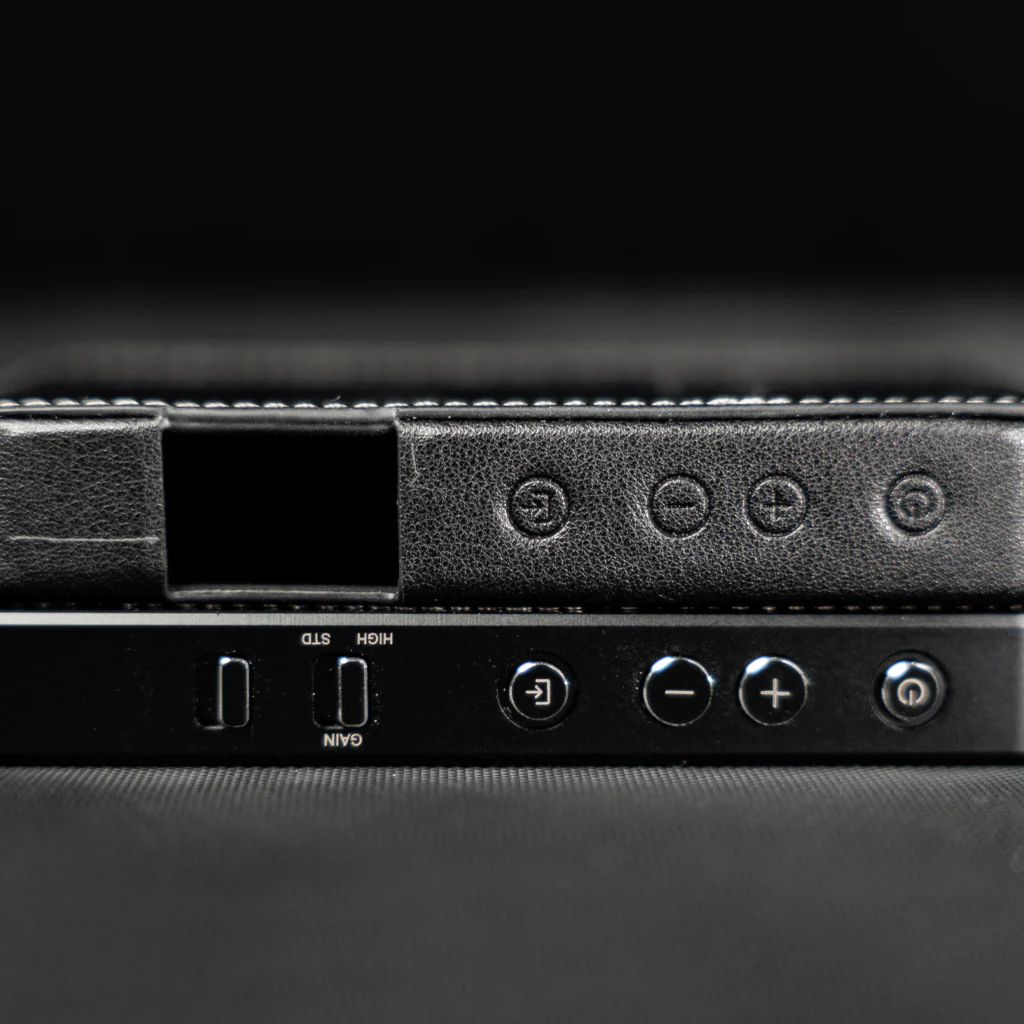 Questyle - CMA18 Portable Leather Case - Image 4