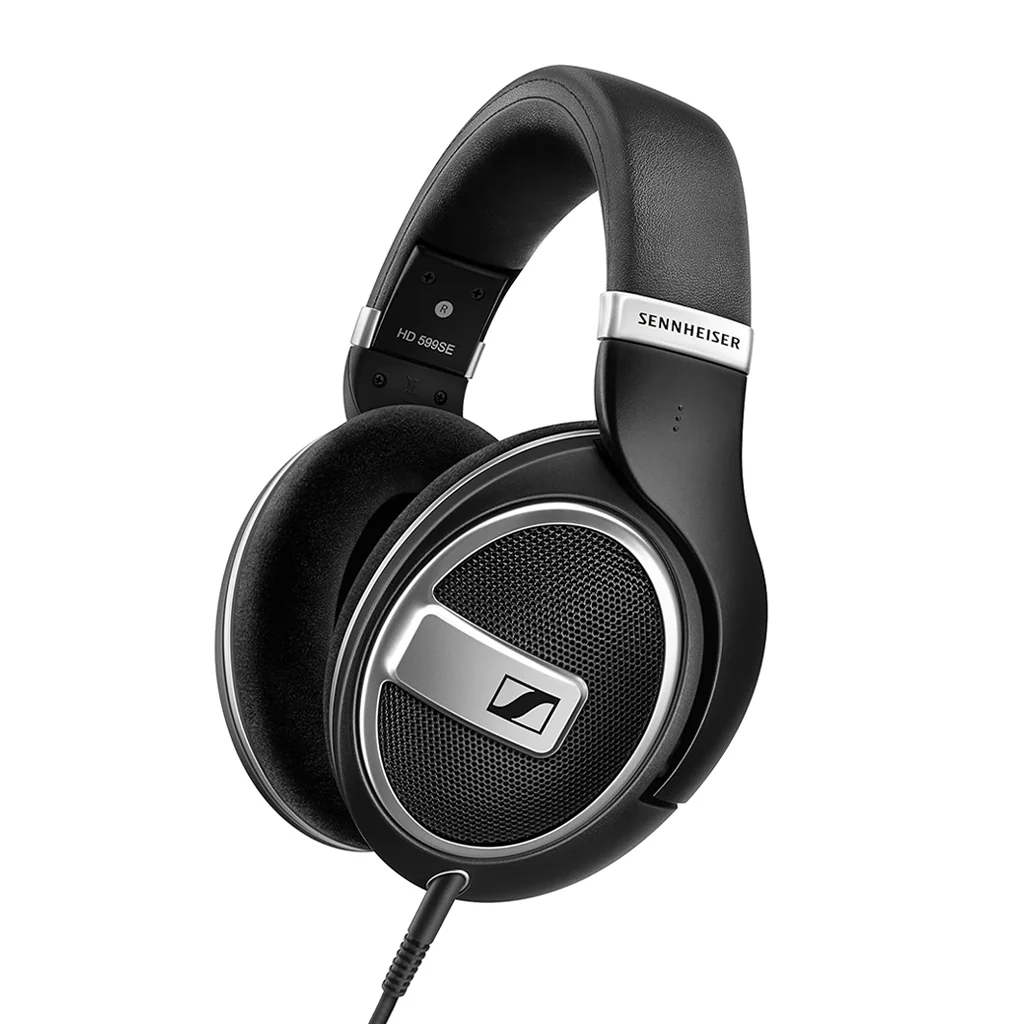 Sennheiser- HD 599 SE Closed-Back Wired Headphone