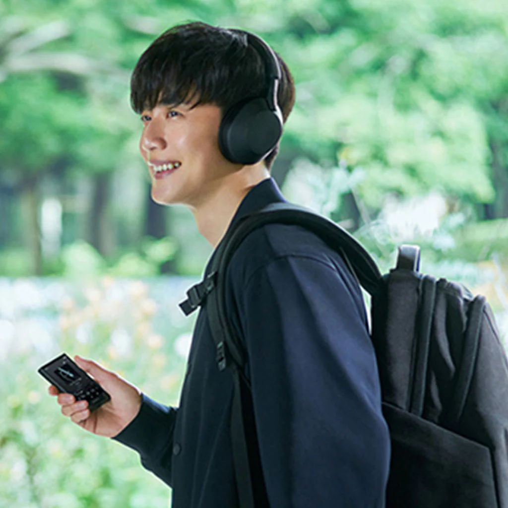 Sony - NW-A306 Walkman Digital Audio Player - Image 3