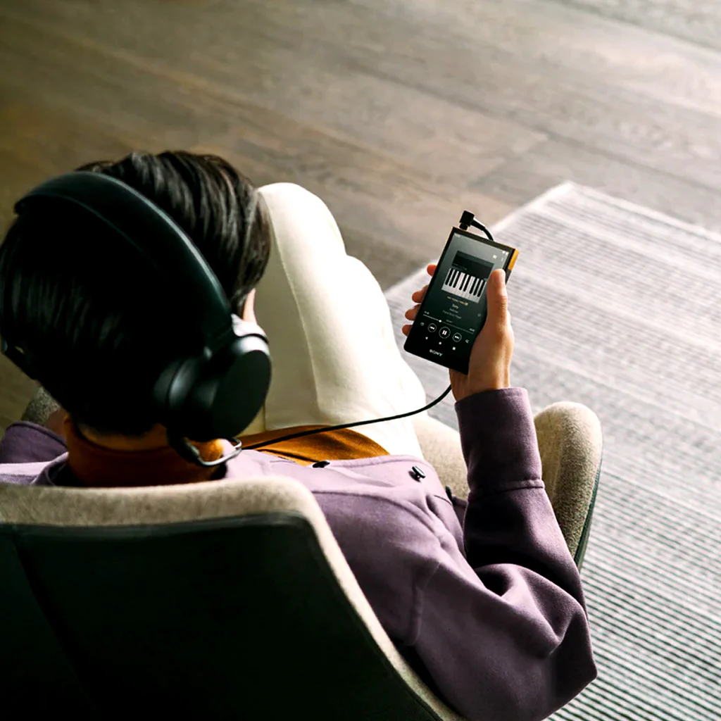Sony - NW-ZX707 Walkman Hi-Res Digital Music Player - Image 14