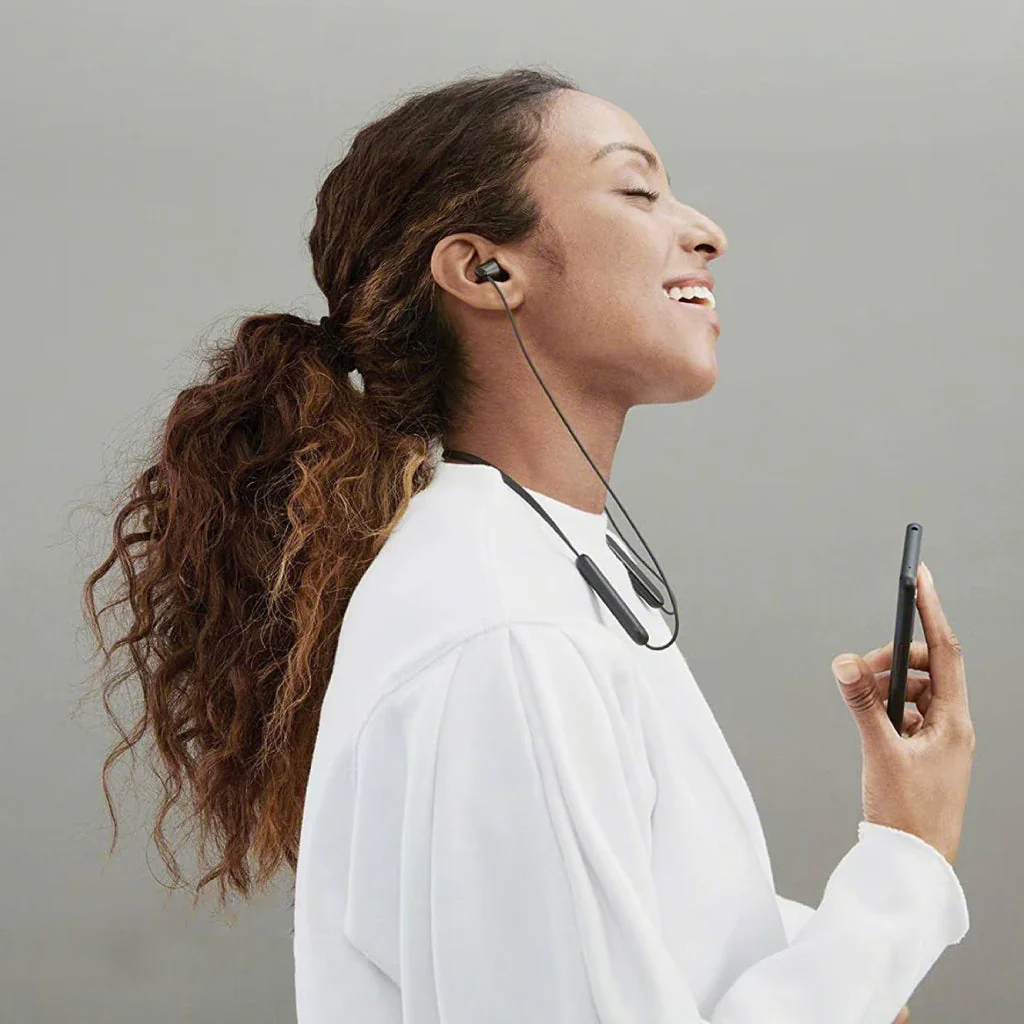 Sony - WI-C100 Wireless In-ear Headphone - Image 3